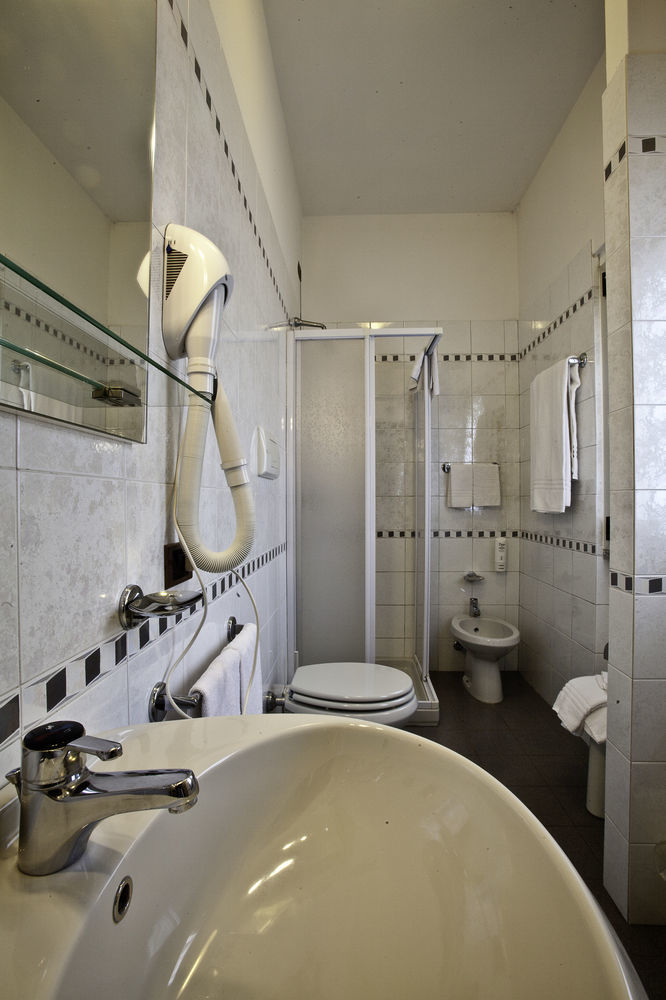 Hotel Nastro Azzurro Monguzzo Exteriér fotografie