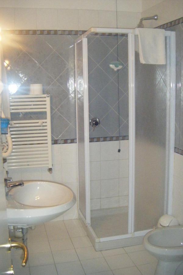 Hotel Nastro Azzurro Monguzzo Pokoj fotografie